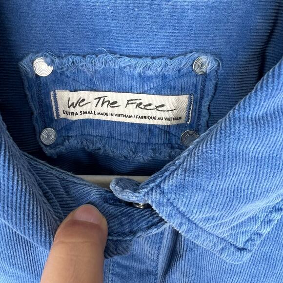 Free People We the Free Baby Cord Button Down Shirt in Electric Indigo Size XS - Picture 8 of 8